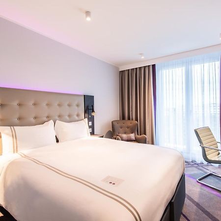 Premier Inn Leipzig City Oper ภายนอก รูปภาพ