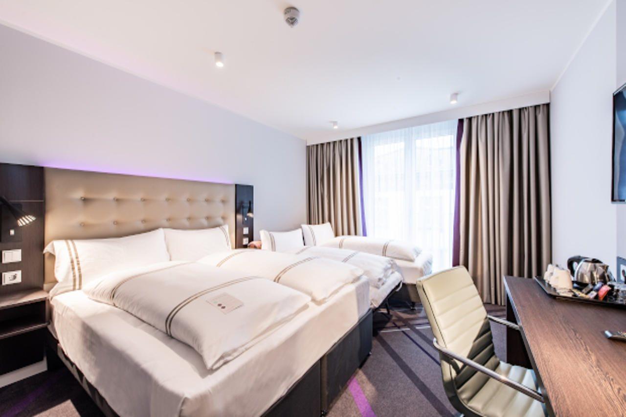 Premier Inn Leipzig City Oper ภายนอก รูปภาพ