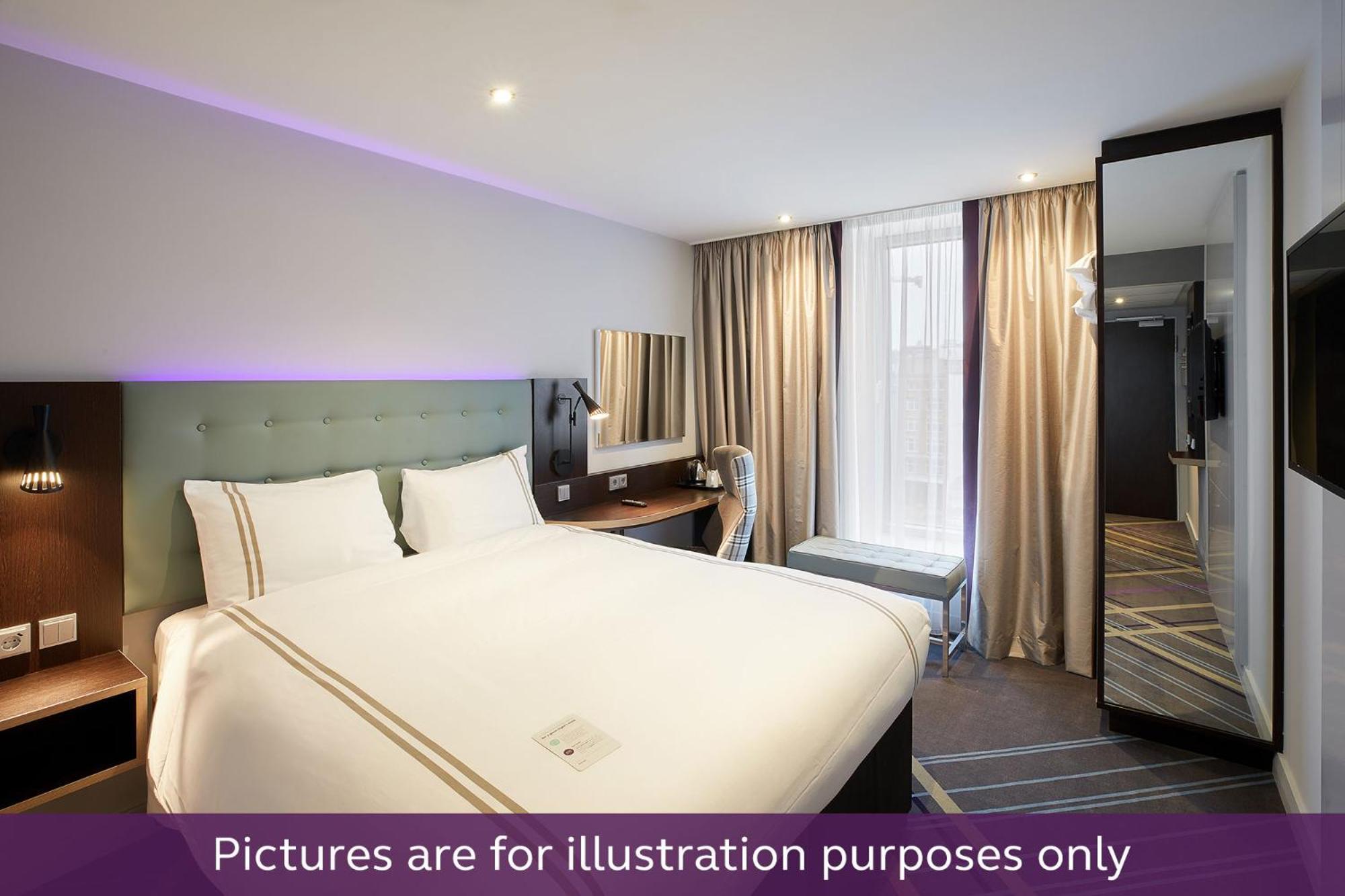 Premier Inn Leipzig City Oper ภายนอก รูปภาพ